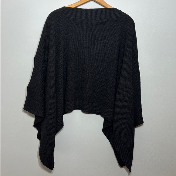 LULULEMON Forward Flow Poncho Sweater OS - Picture 4 of 8